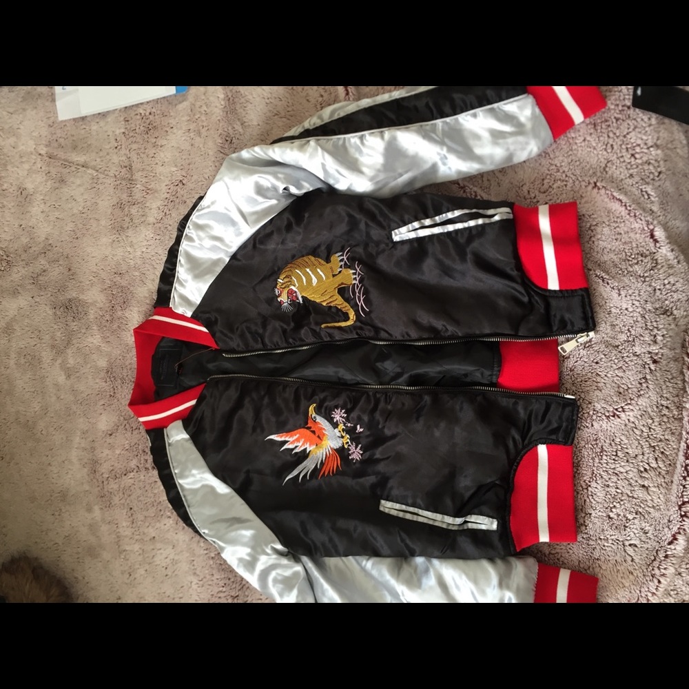 4/$20 Satin bomber/puffer jacket